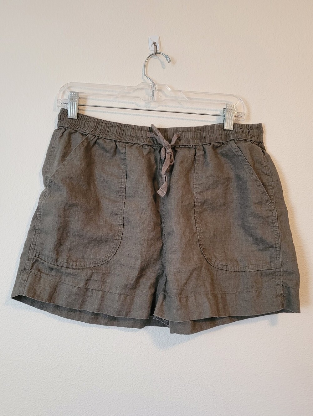 Quince 100% European Linen Shorts Green Elastic Waist Bayberry Olive